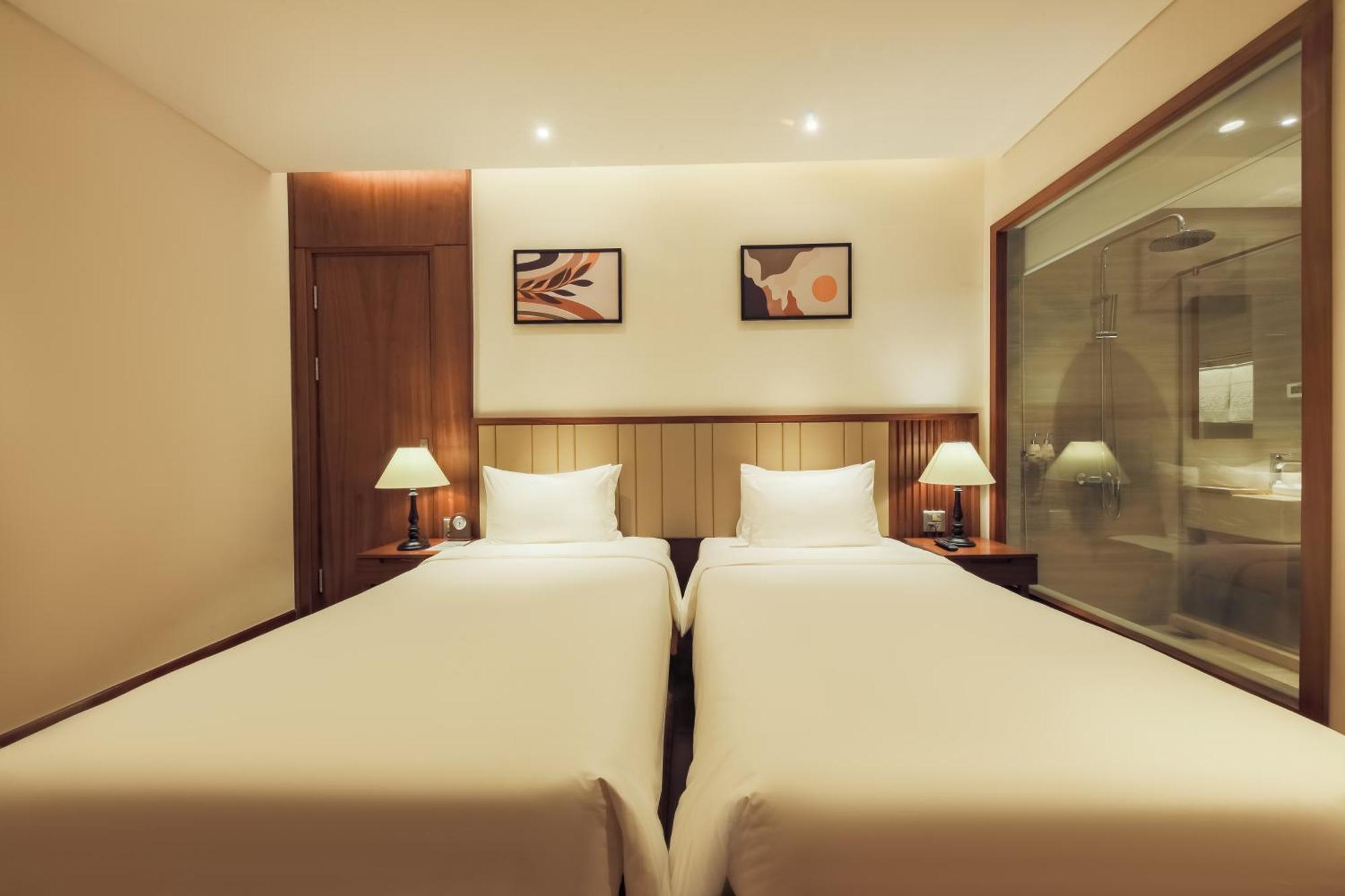 Green Beach Hotel Nha Trang Esterno foto