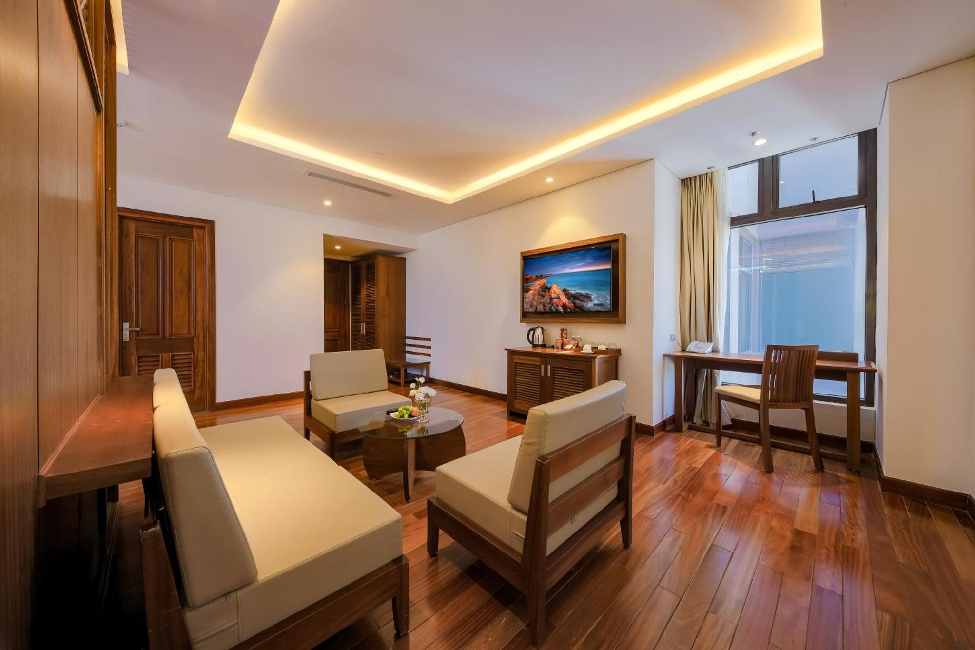 Green Beach Hotel Nha Trang Esterno foto